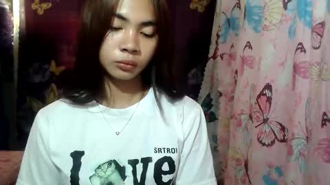 loving_rhean online show from June 10, 2026, 2:56 am
