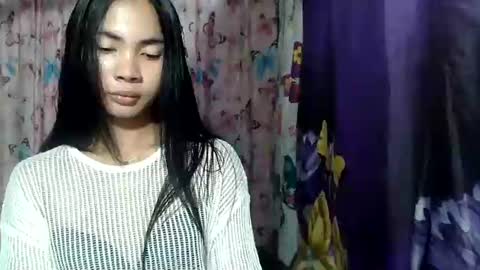 loving_rhean online show from July 7, 2026, 11:14 am