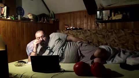 lucas84boy online show from February 2, 2025, 4:11 pm