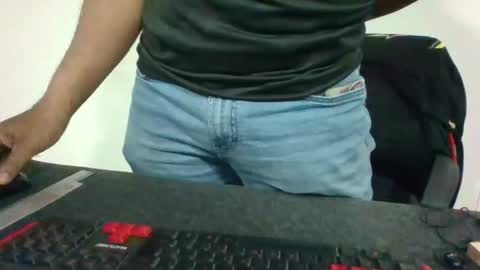 lucasmegamdf online show from June 24, 2026, 6:51 pm
