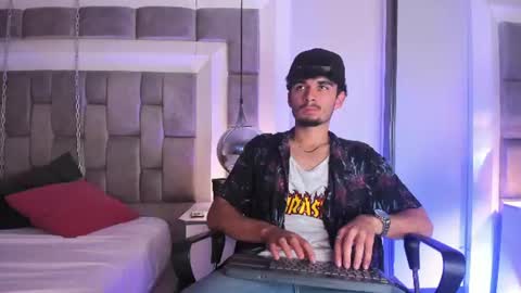 lucasthomson_ online show from June 28, 2026, 2:50 am