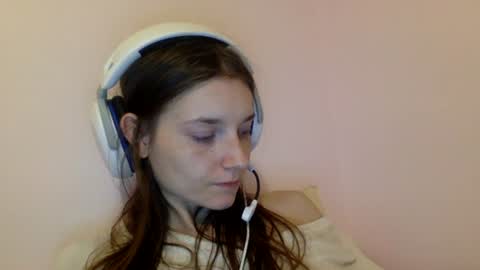 Luci Layne online show from July 27, 2026, 1:45 am