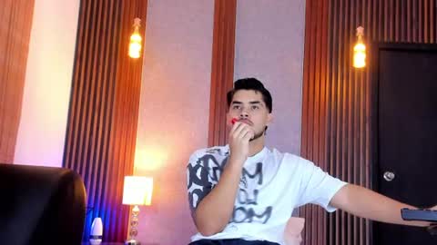 Luciano online show from July 18, 2026, 12:09 pm