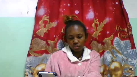 lucie196645 online show from July 11, 2026, 7:38 pm