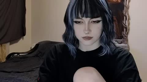 luckybastrad0677 online show from July 7, 2026, 5:39 pm