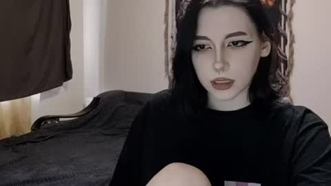 luckybastrad0677 online show from July 19, 2026, 1:42 am