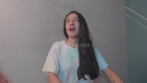 Lucy Herrera online show from July 24, 2026, 10:41 pm