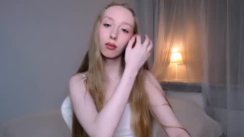 Luna online show from July 3, 2026, 9:32 pm