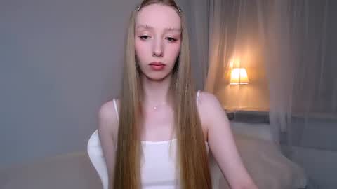 Luna online show from July 18, 2026, 10:24 pm