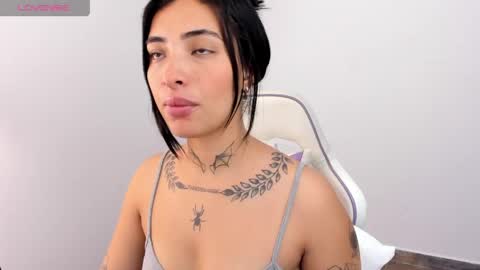 Snapshot of luna_rose10 chatting on May 10, 2026, 12:49 am luna rose online show from May 10, 2026, 12:49 am