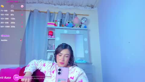 Luna  online show from June 19, 2026, 2:27 am