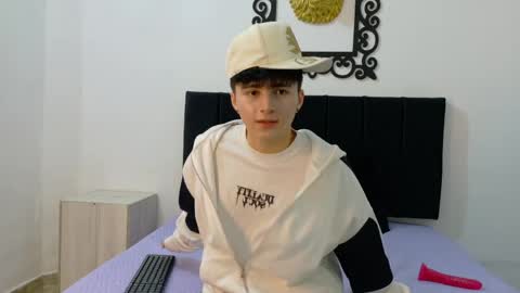 lunaydream online show from June 5, 2026, 11:27 am
