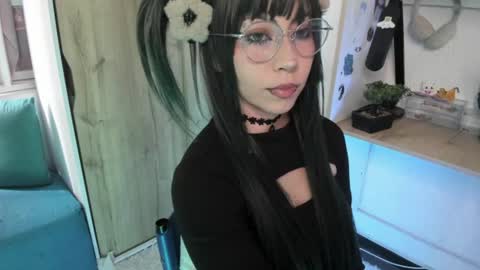lunivyra online show from July 27, 2026, 4:47 pm