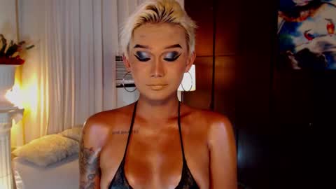 AdriannaFowks online show from July 30, 2026, 3:00 pm