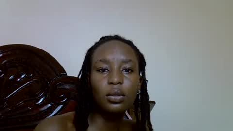 lutino_lovebirds online show from April 20, 2026, 6:38 am
