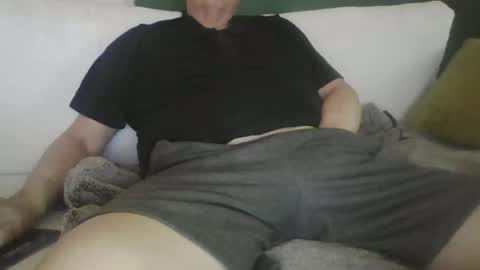 luvbigtits271 online show from June 26, 2026, 11:03 am