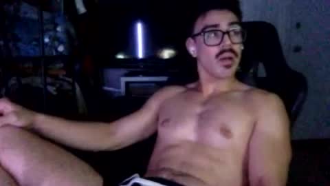 luvrboy77 online show from June 20, 2026, 12:58 am