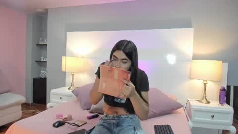 Lyaa Sweet online show from June 22, 2026, 3:25 am