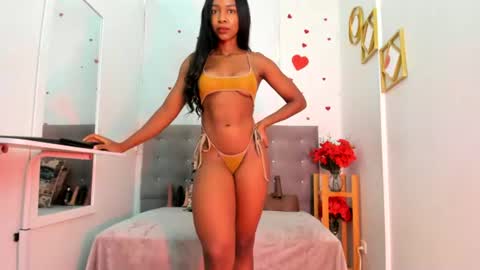 Snapshot of lyabloom chatting on July 7, 2026, 7:07 pm LyaBloom online show from July 7, 2026, 7:07 pm