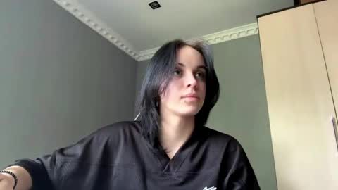 Eva online show from May 28, 2026, 8:33 am