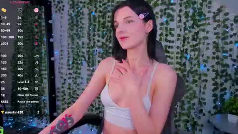 Lynn online show from July 22, 2026, 11:51 pm