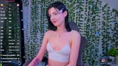 Lynn online show from July 23, 2026, 1:58 am