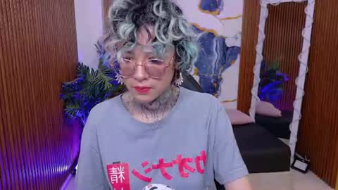 lyra_tay online show from July 23, 2026, 7:12 pm