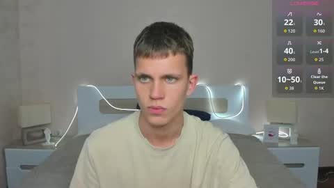 m0neyken_ online show from July 17, 2026, 2:18 am