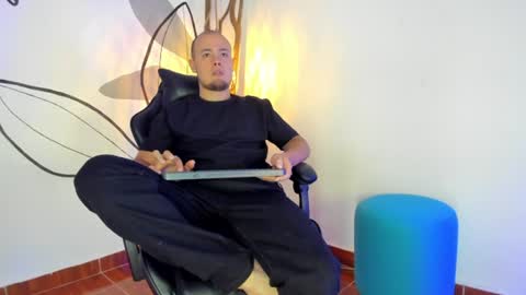   online show from July 26, 2026, 2:35 pm