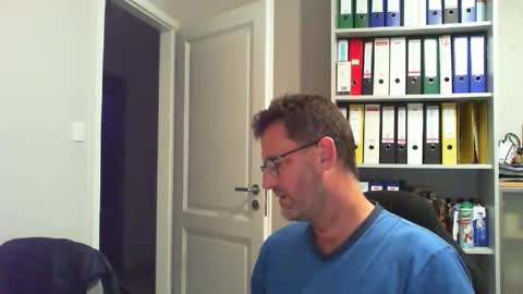 macfly67 online show from May 12, 2026, 7:33 pm