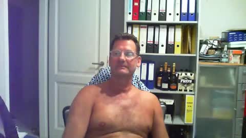 macfly67 online show from June 24, 2026, 10:09 pm