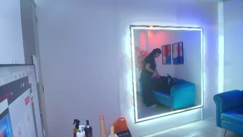 Madame Scarllet  online show from July 21, 2026, 11:23 am