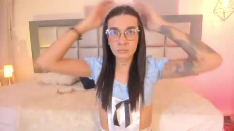 Maddie Ray online show from July 18, 2026, 6:06 am
