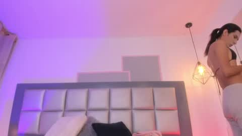 Maddie Ray online show from July 20, 2026, 12:18 pm