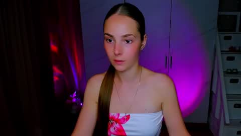 maddy_gate online show from July 24, 2026, 4:38 pm