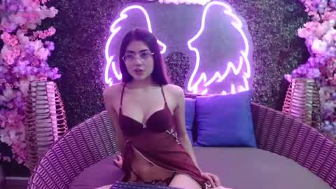 maddy_kind online show from July 9, 2026, 3:54 am