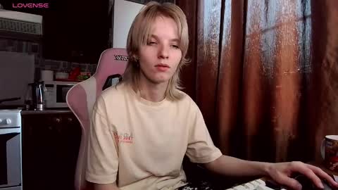 madelaines online show from May 27, 2026, 1:57 am