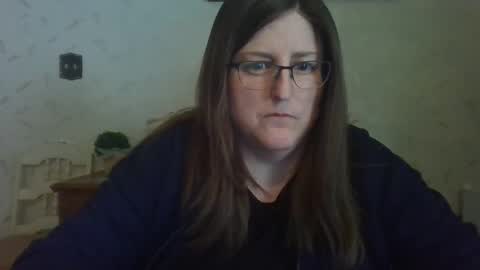 madelinebeau online show from April 4, 2026, 5:43 pm