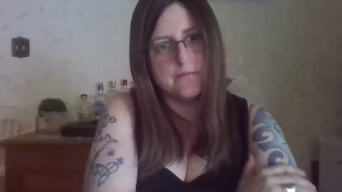 madelinebeau online show from April 11, 2026, 2:27 am