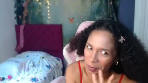 Snapshot of madison_tits chatting on June 12, 2026, 9:03 pm madison_tits online show from June 12, 2026, 9:03 pm