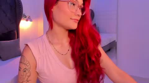 Mae Lyra online show from July 27, 2026, 4:58 pm