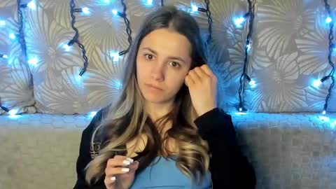 Maggie online show from April 28, 2026, 1:15 am