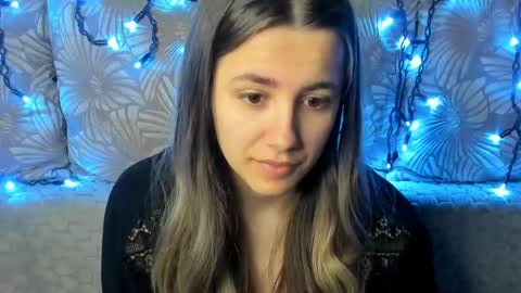 Maggie online show from May 3, 2026, 2:39 am