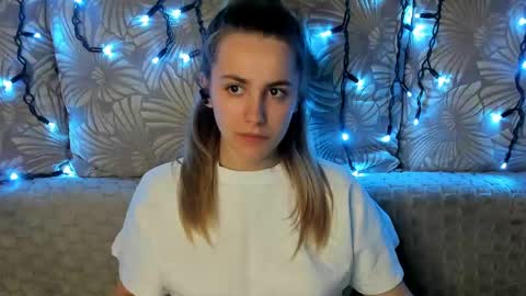 Maggie online show from May 18, 2026, 12:29 am