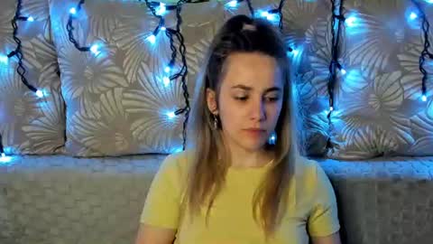 Maggie online show from June 12, 2026, 12:42 am