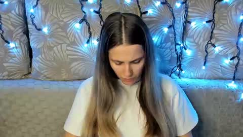Maggie online show from June 16, 2026, 1:30 am