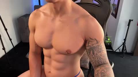 If you want me to use the Lovense please let me know  --    online show from June 18, 2026, 6:23 pm