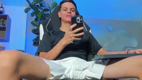 Snapshot of maicol_ferrer chatting on July 23, 2026, 2:31 am MAICOL online show from July 23, 2026, 2:31 am