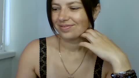 make_mesmile online show from July 17, 2026, 6:53 am