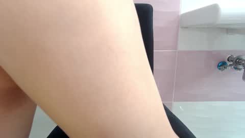 Snapshot of makulato chatting on June 9, 2026, 2:50 pm Maya online show from June 9, 2026, 2:50 pm